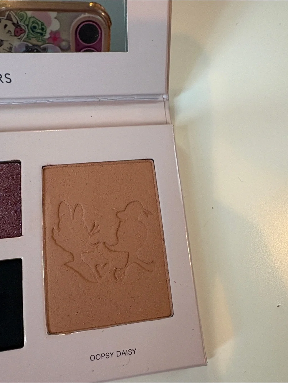 Dose of Colors Disney Daisy & Donald Eyeshadow Palette - Pink